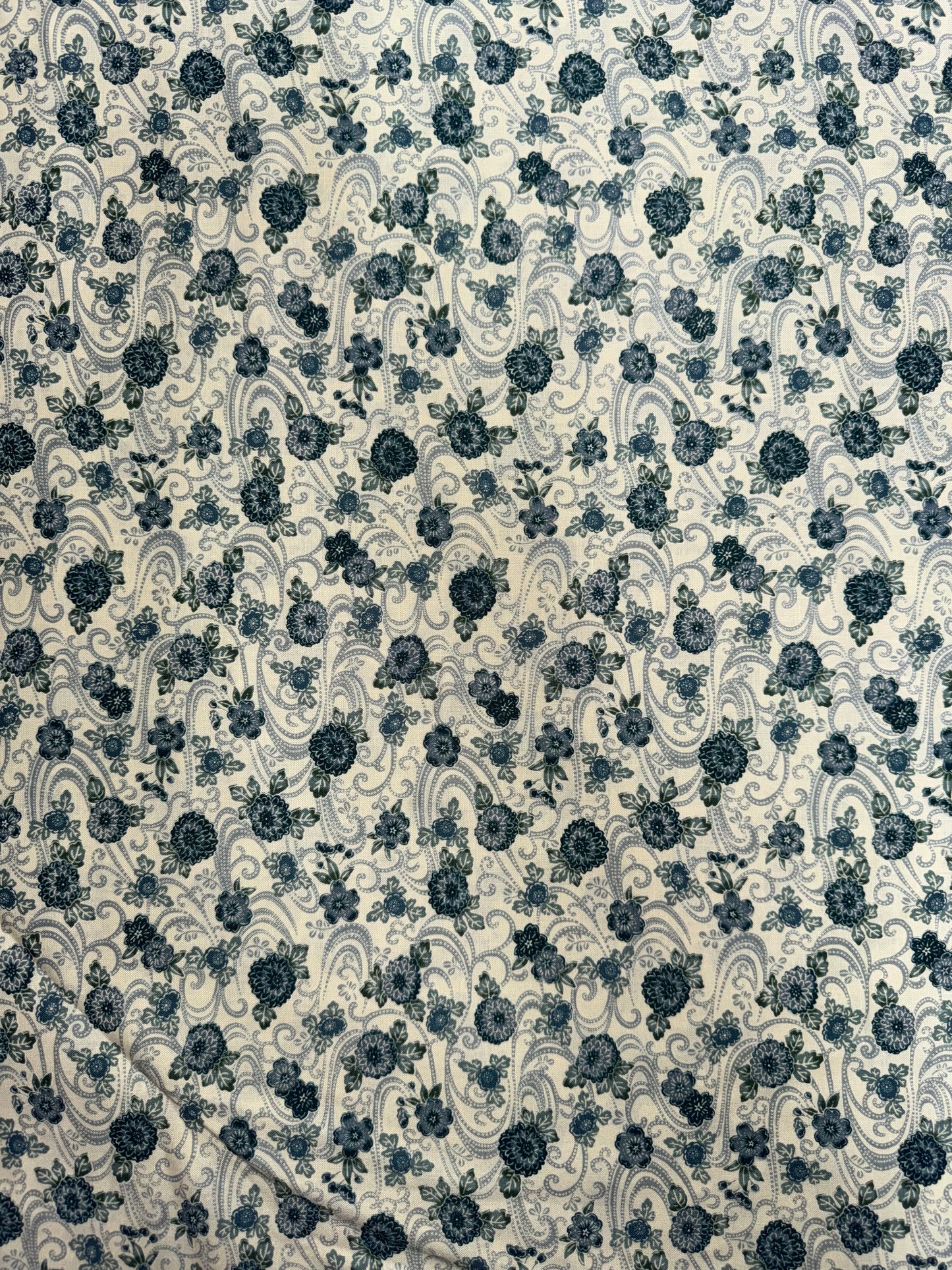 Robert Kaufman - Kyoto Gardens - Blue with small flowers and waves