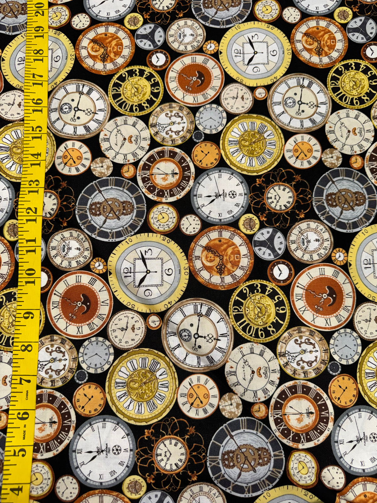 Back in Time - Vintage Clocks