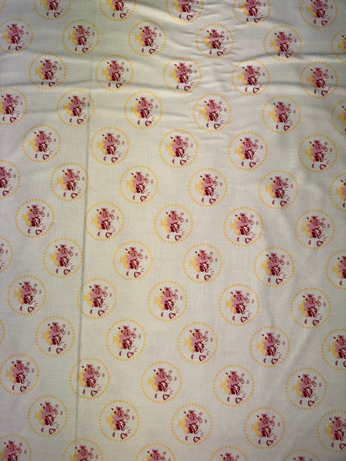 Milkwood DV6746 Pink floral on cream background