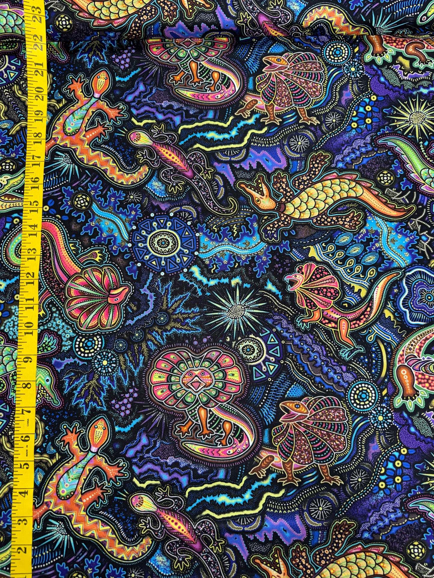 TJUKURPA LAND - Lizards in Blues