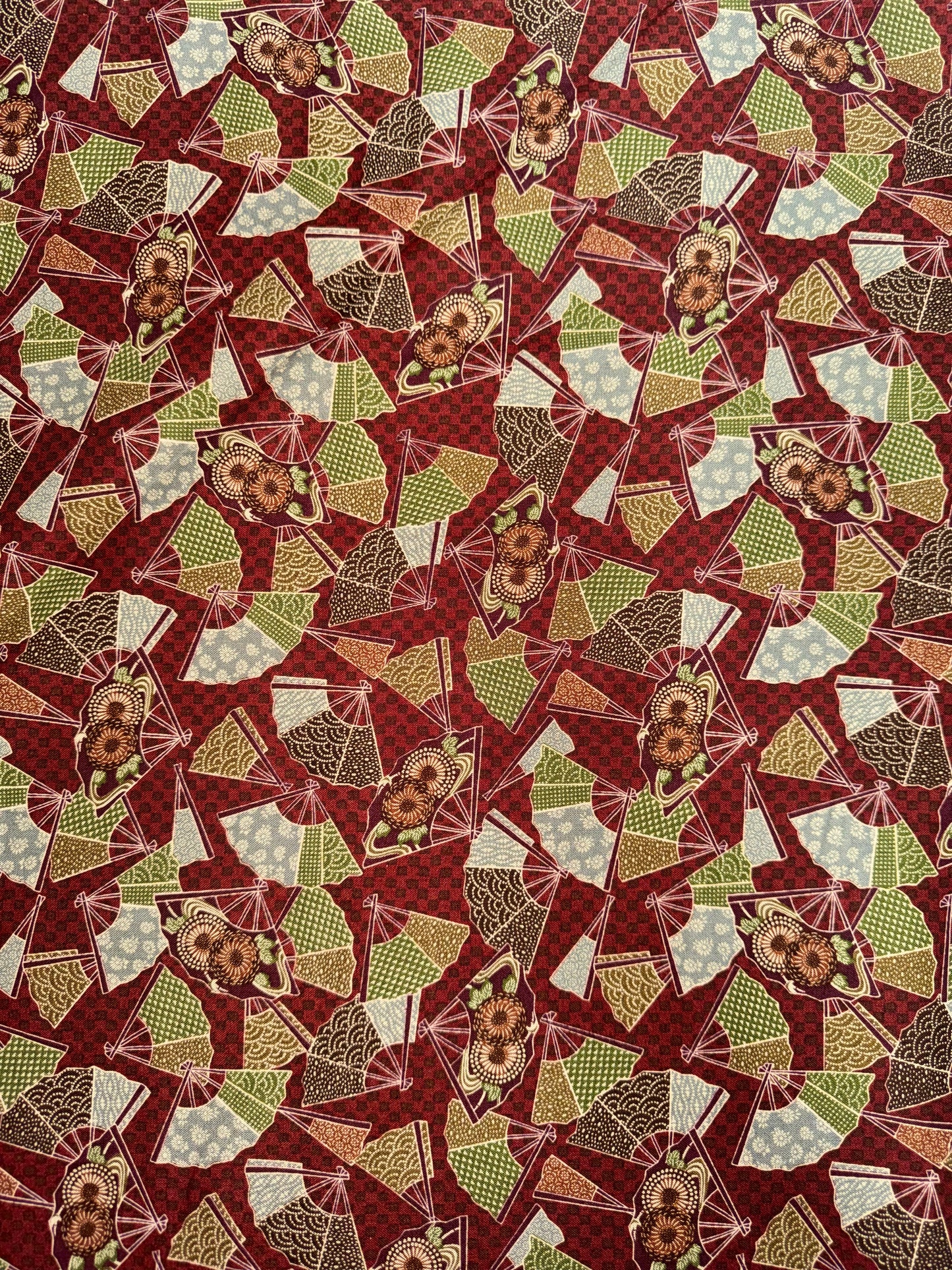 Robert Kaufman - Kyoto Gardens - Green Fans on Red background