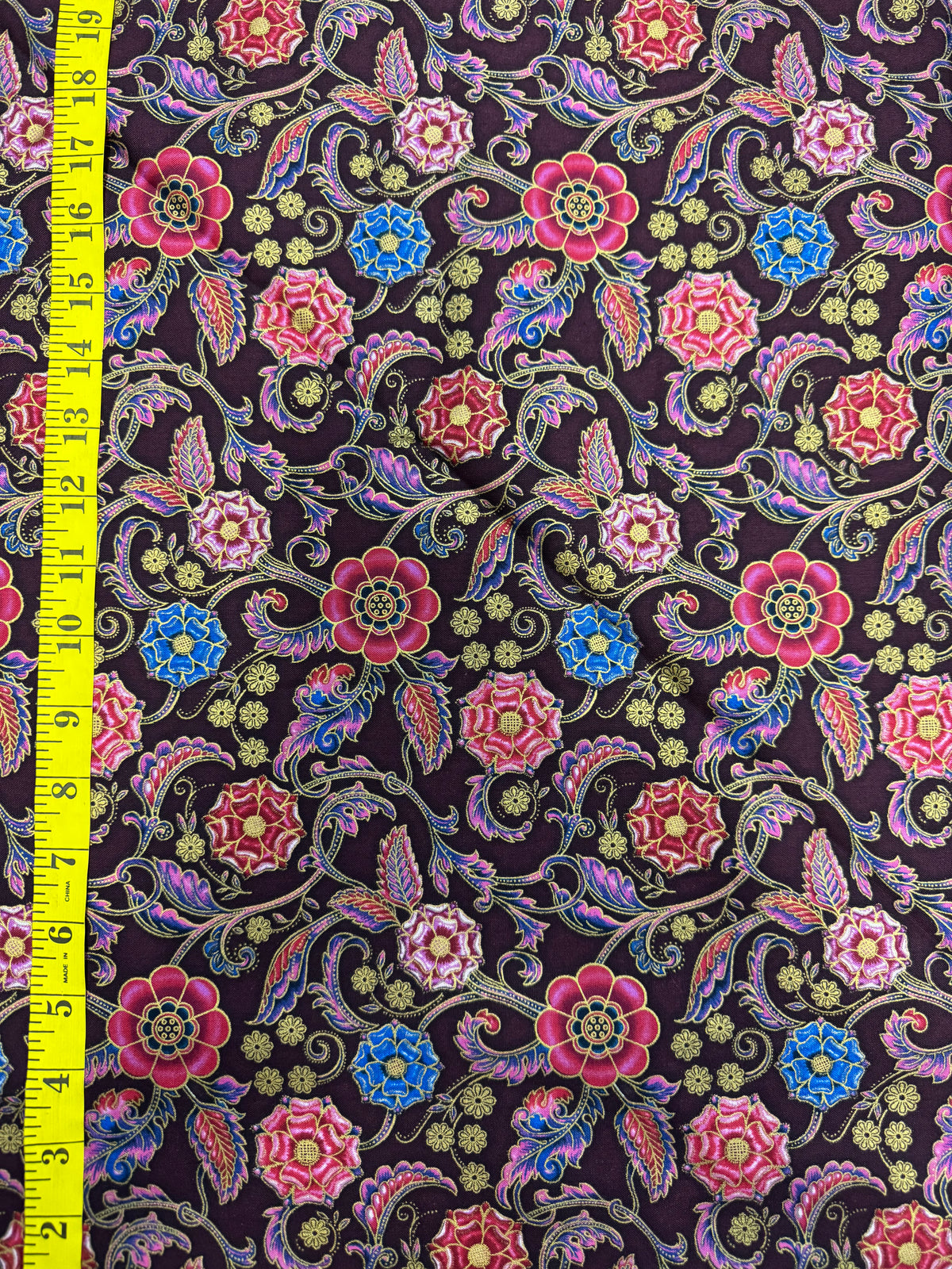 Robert Kaufman Persis - Burgundy Flowers