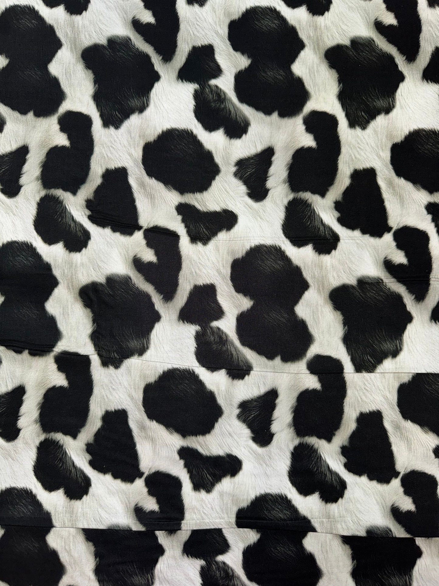 Skins of the Wild - Cow Skin Wideback 108"