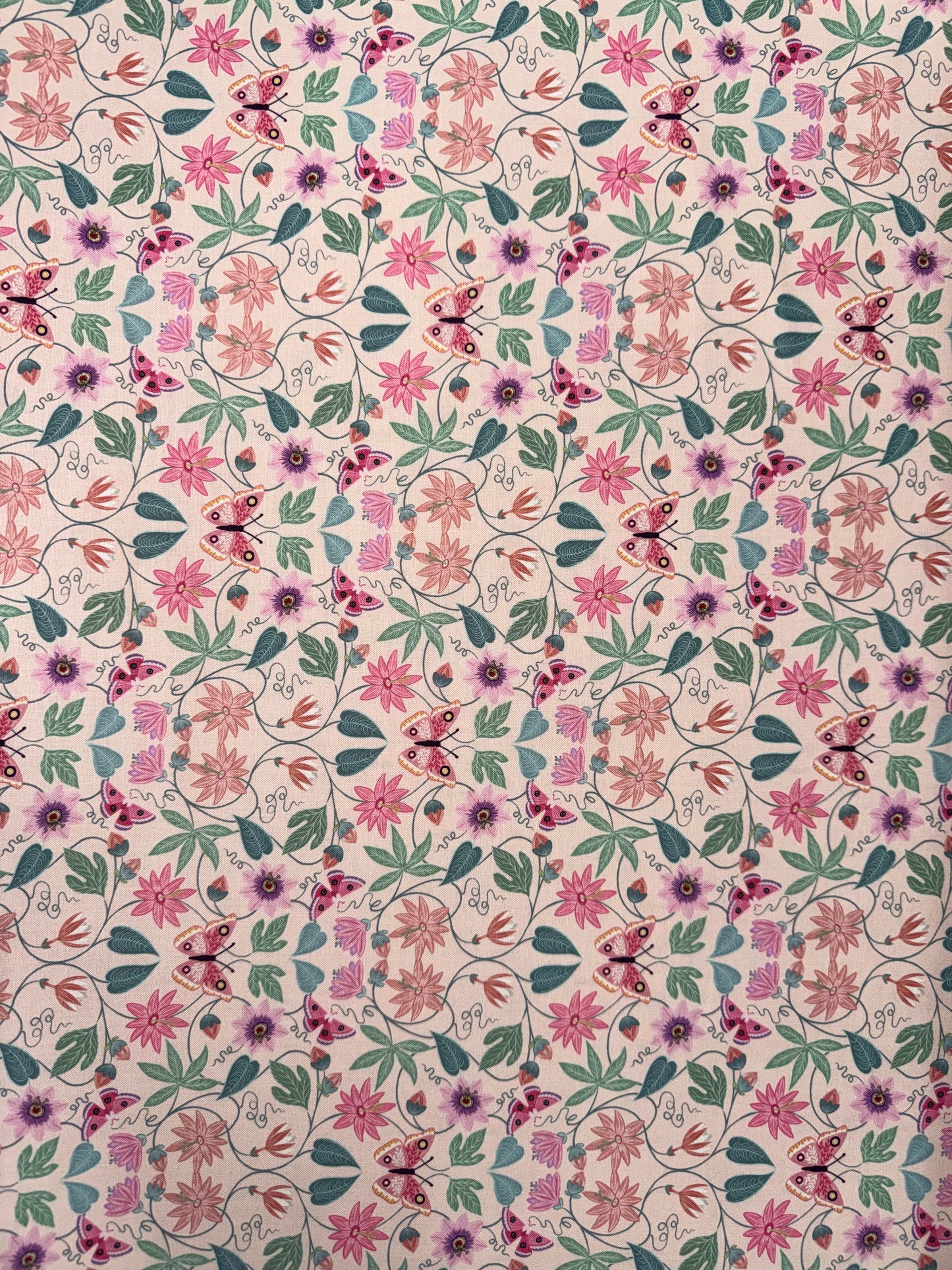 Botanical Oasis Botanical Butterfly on Pink A985B