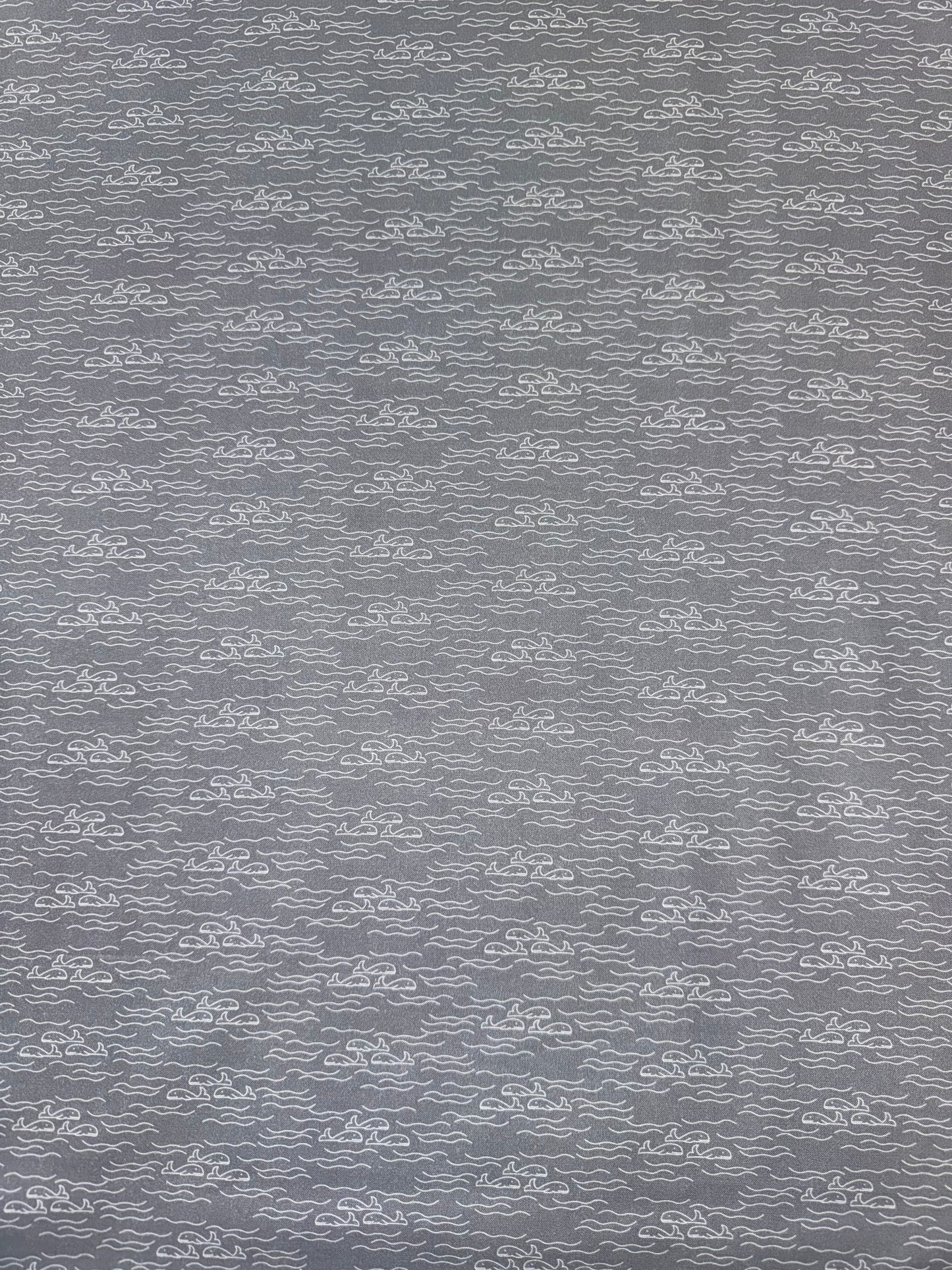 DV6995 Low Volume - Grey on Grey Whales