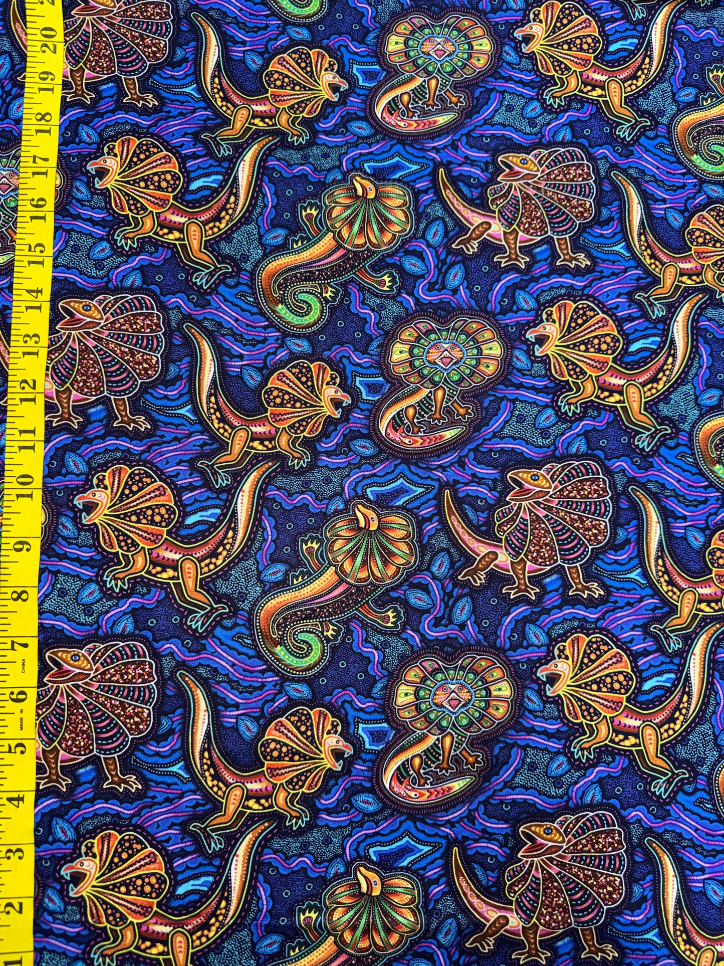 TJUKURPA LAND - Frilly Lizards in Blues