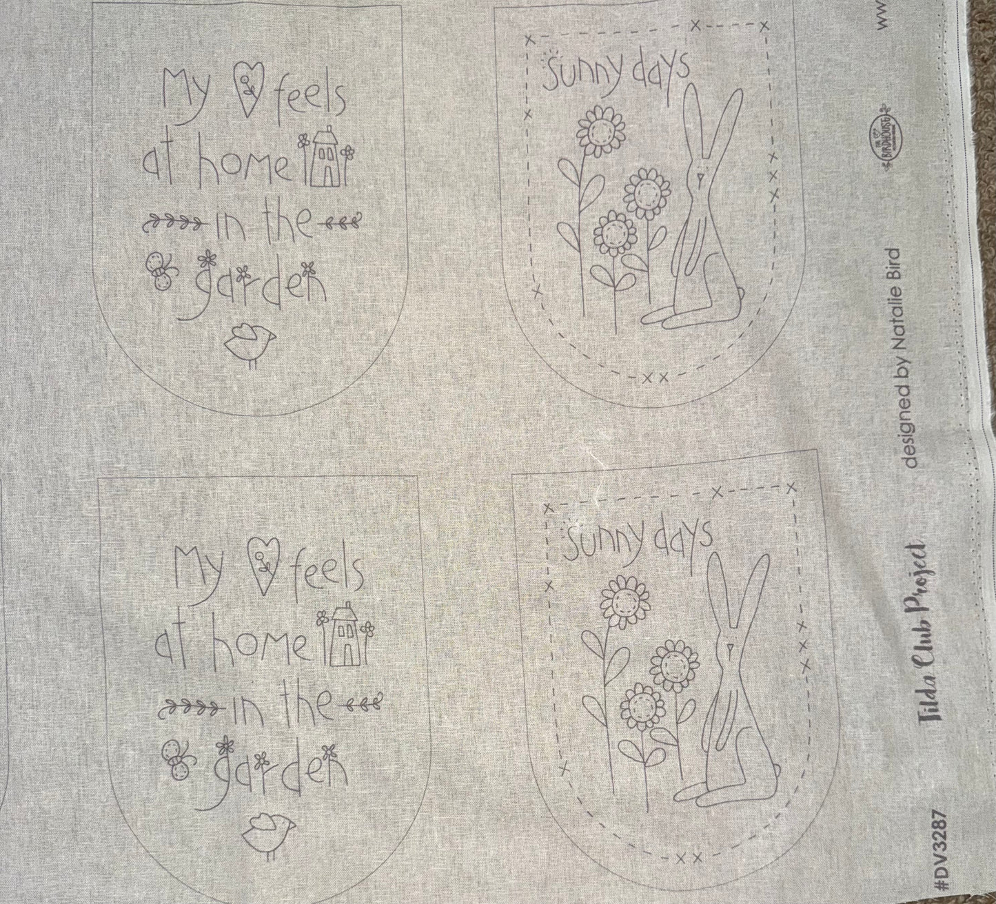 DV3287 Stitchery - Birdhouse Bunting