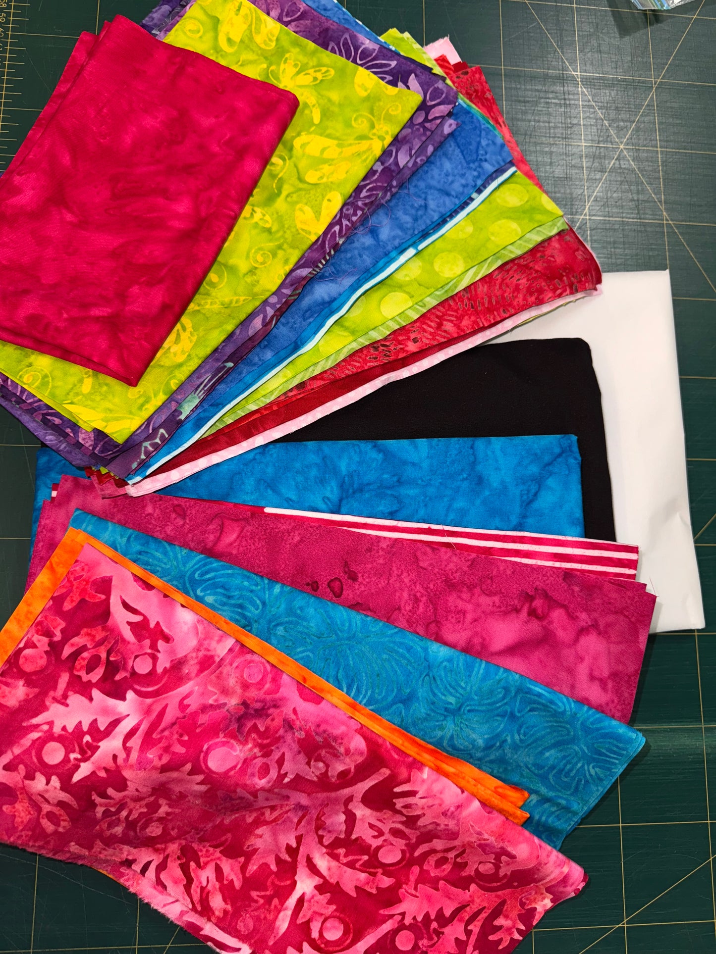 "Bedazzle” Kit by Batik Australia 2 available