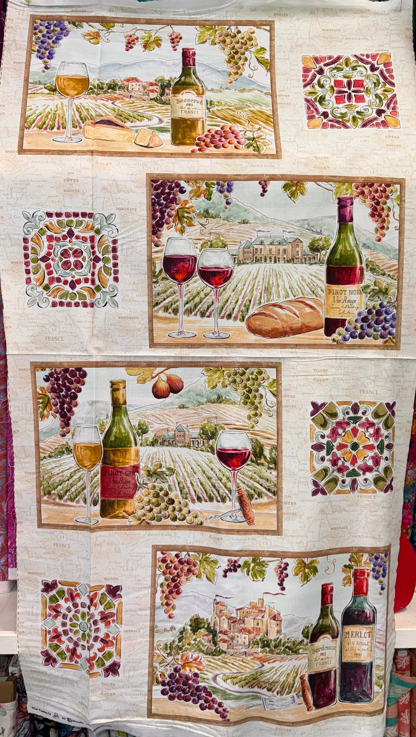 Wine Tasting 24" Placemat Panel Light Cream Y4573-2 Only 2 available!!