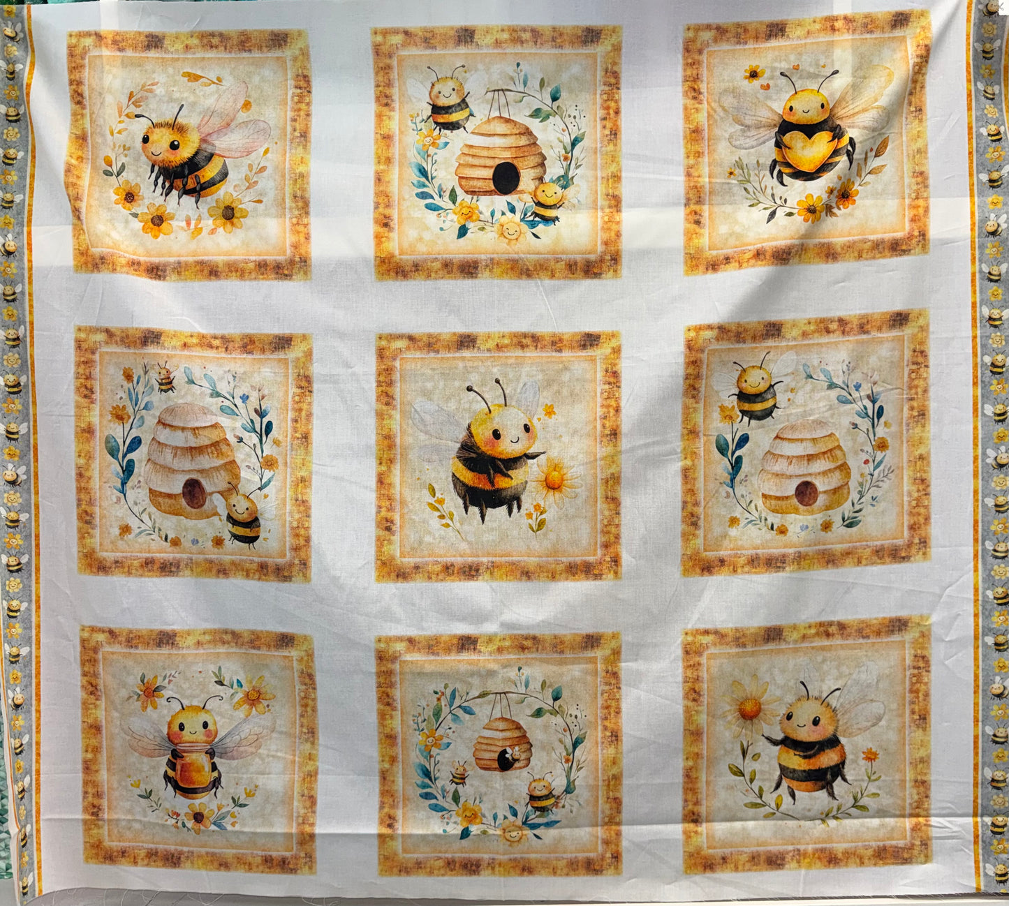 Buzz Buzz Buzz Panel 9 squares