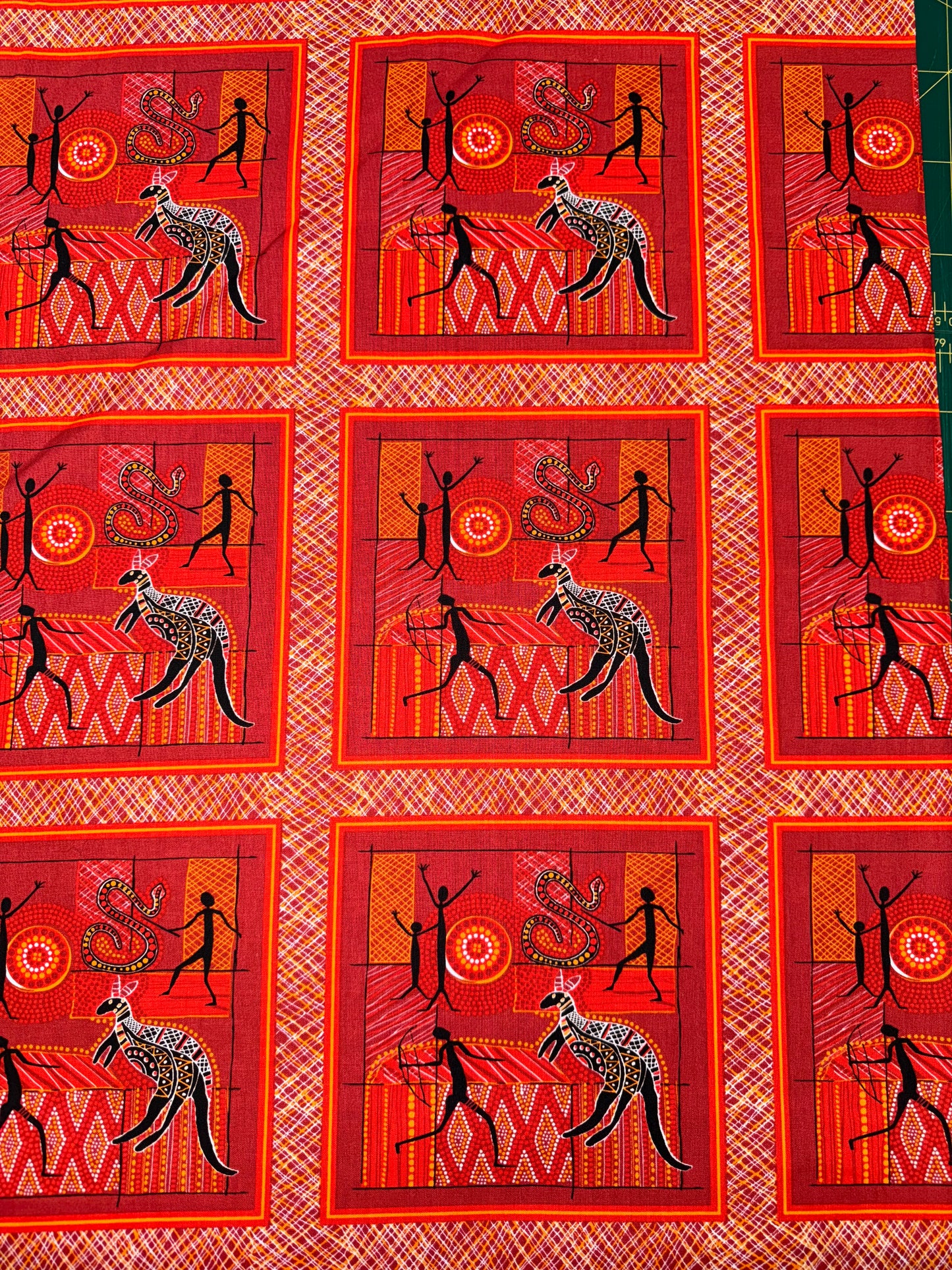 Wilgarup Squares in Red and Gold