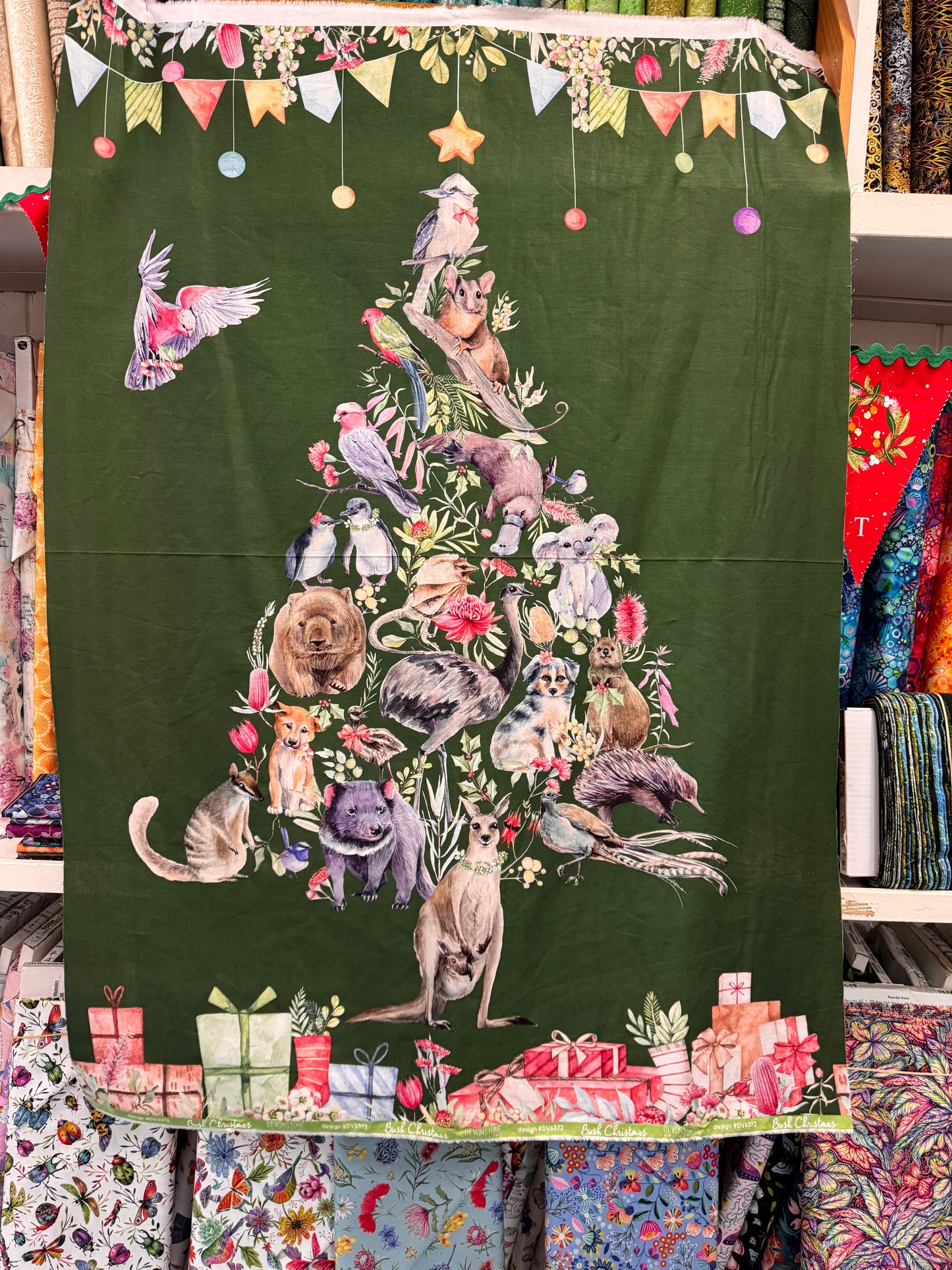 Aussie Animal Christmas Tree Panel DV6372