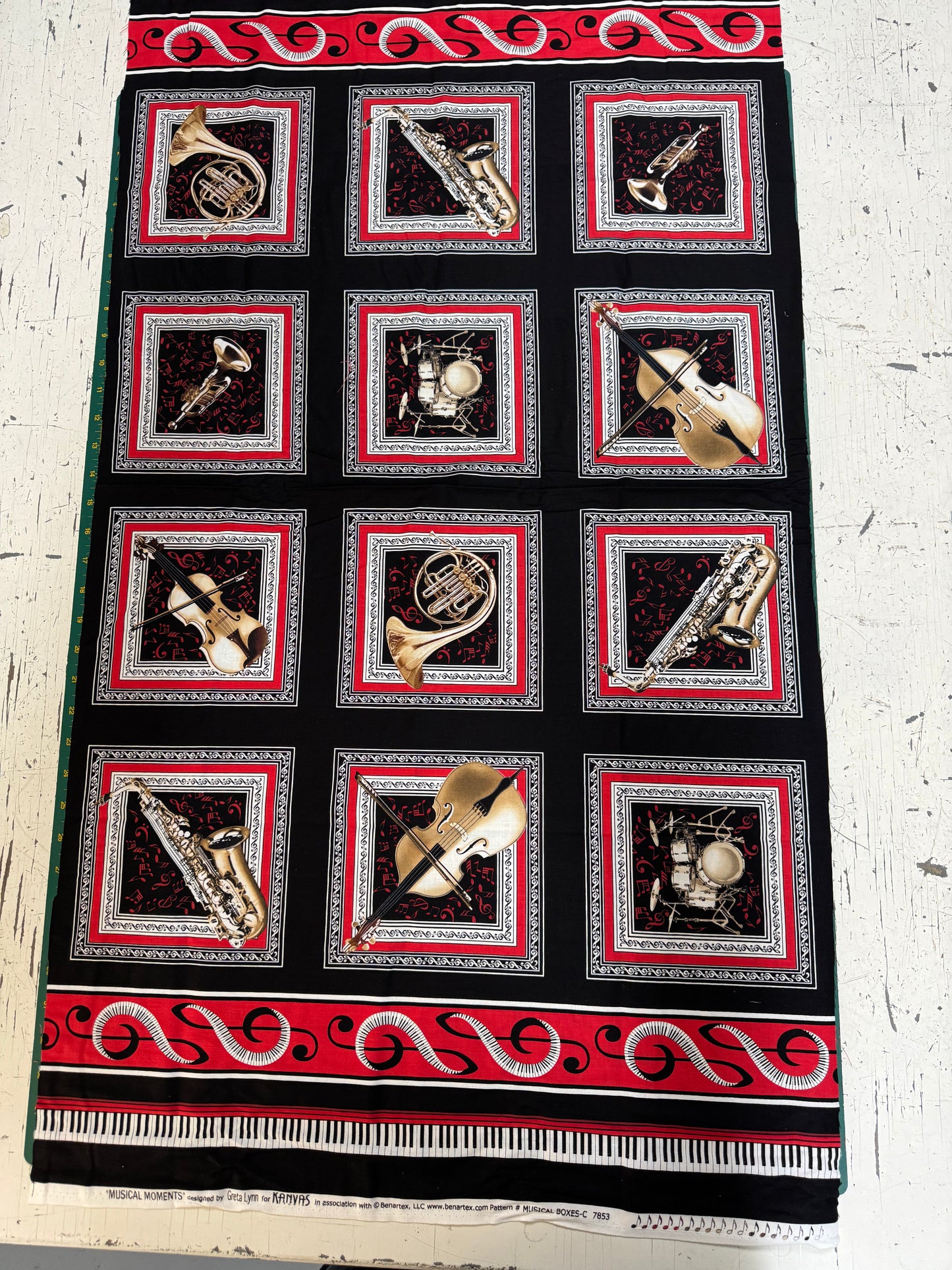 Music Panel Kit with 4 coordinating fabrics, Red and Black