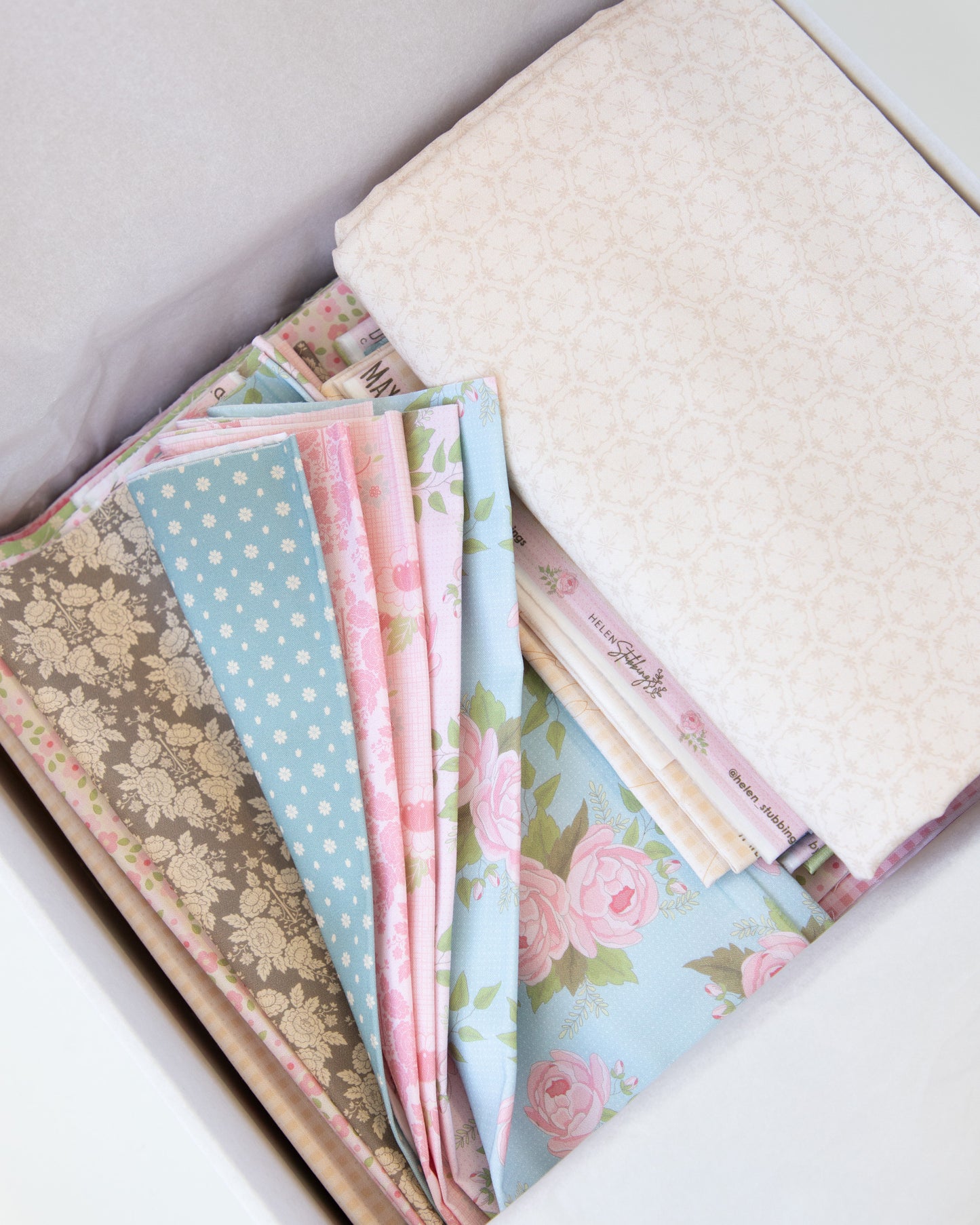 Mary Mary Kit - Molly & May by Helen Stubbings